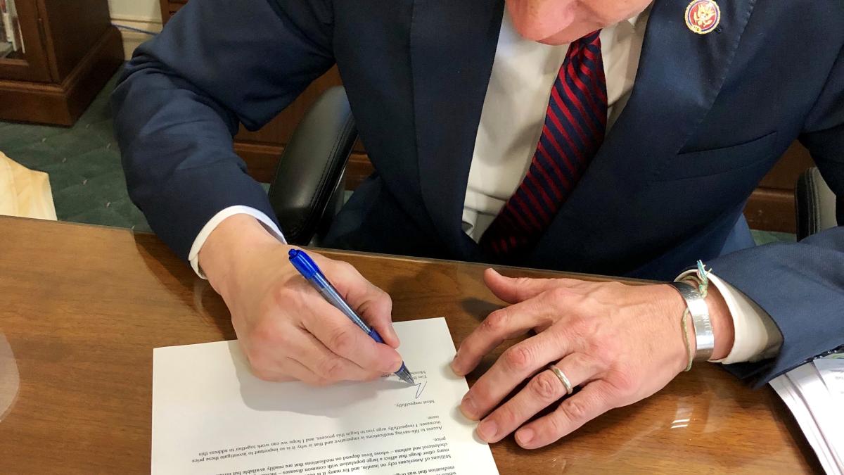 Congressman Burchett signing Insulin Investigation letter